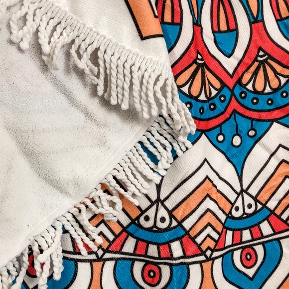 🎉Host Pick🎉 Boho Roundie Beach Coverup/Wrap/Towel/Tapestry - Picture 15 of 16